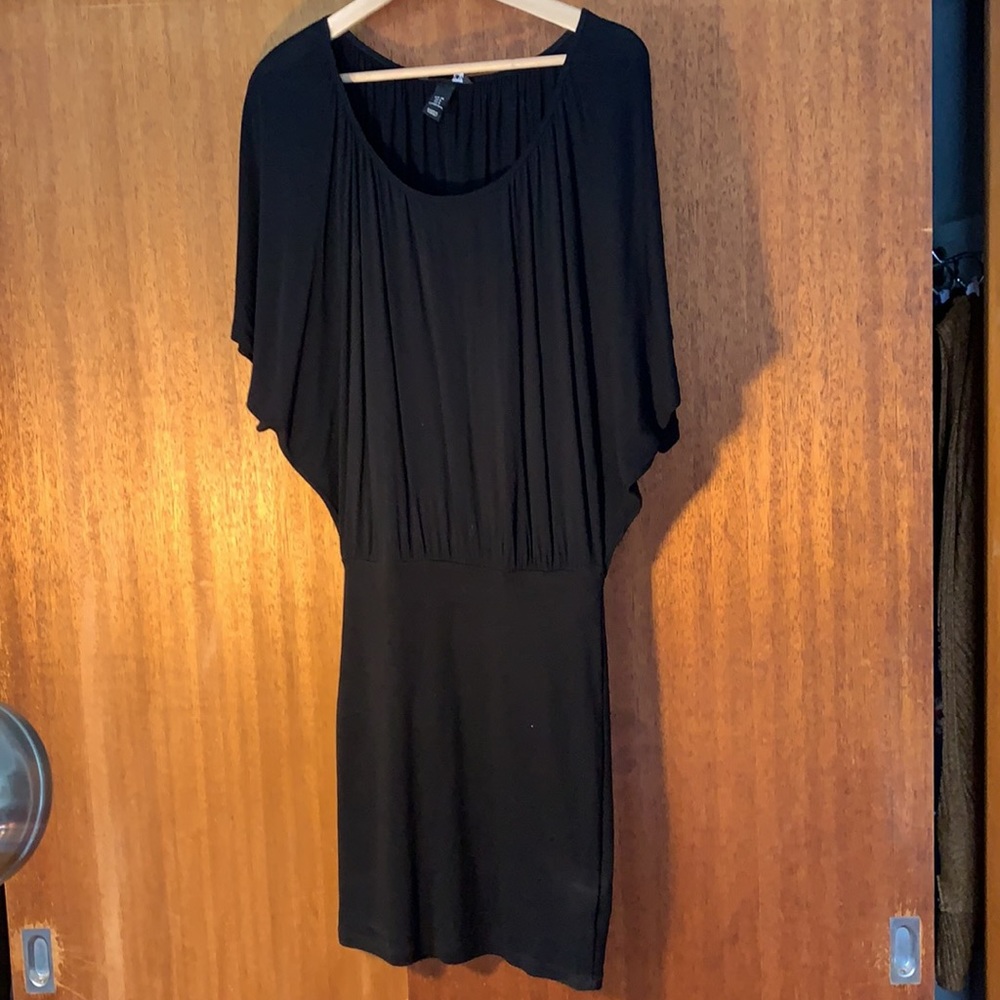 2010s H&M flutter sleeves bodycon dress sz 6